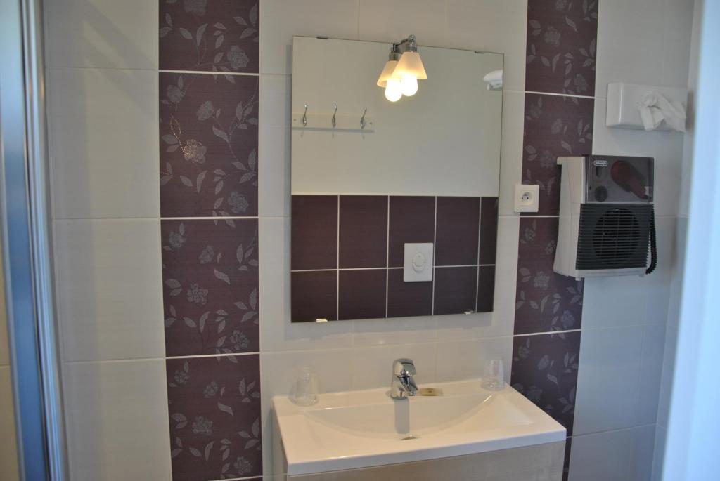 Logis Hermitage Perros-Guirec Room photo