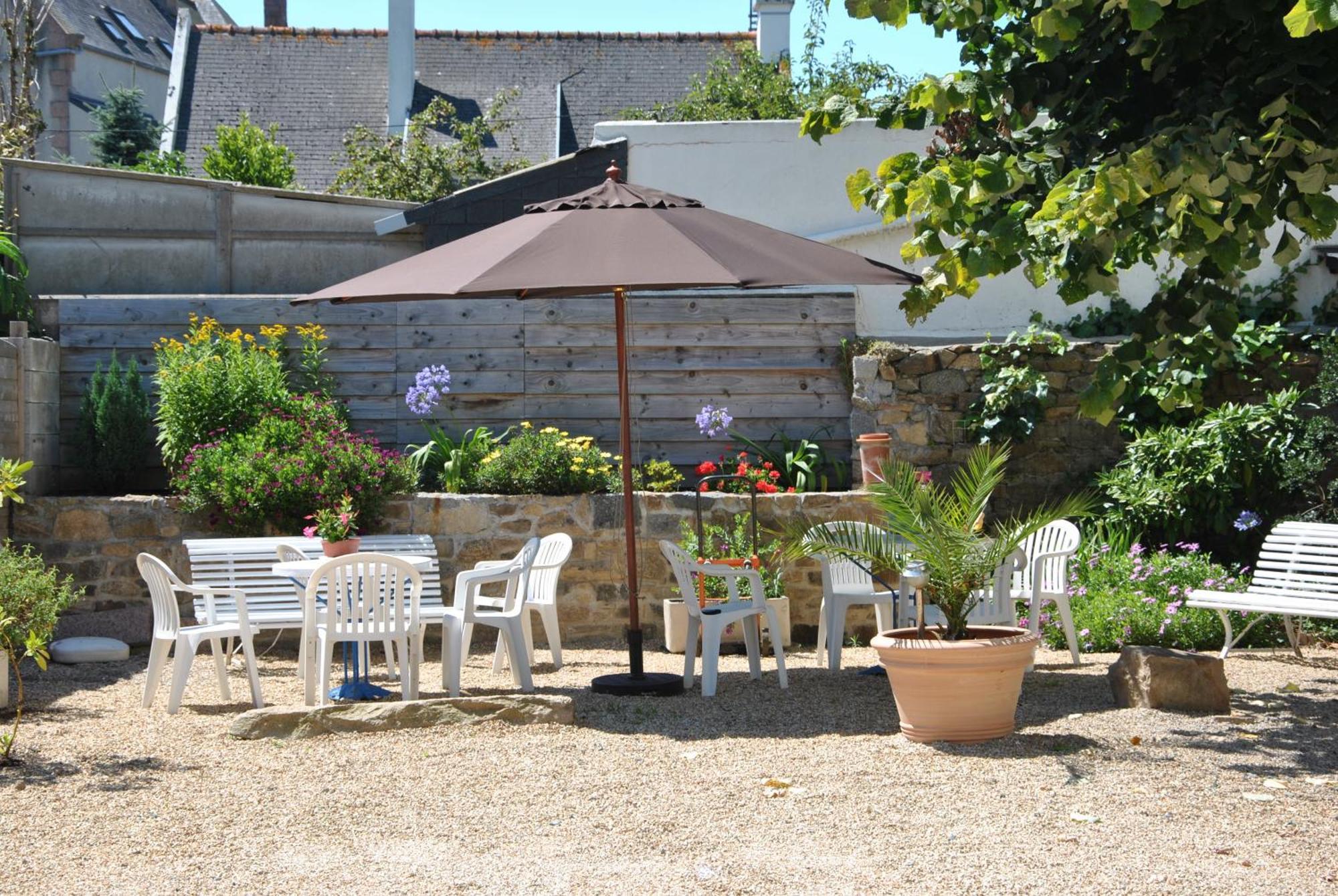 Logis Hermitage Perros-Guirec Exterior photo
