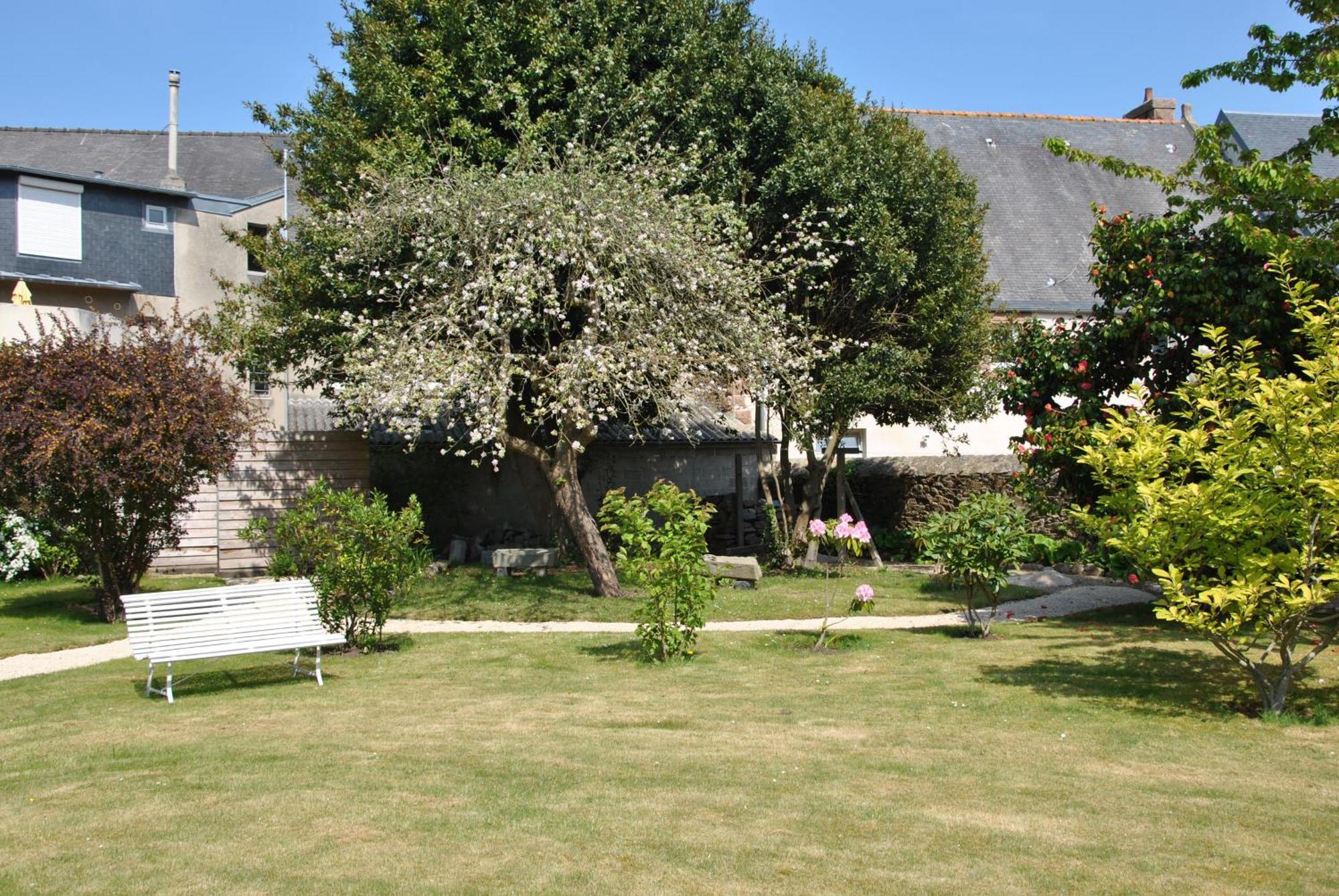 Logis Hermitage Perros-Guirec Exterior photo